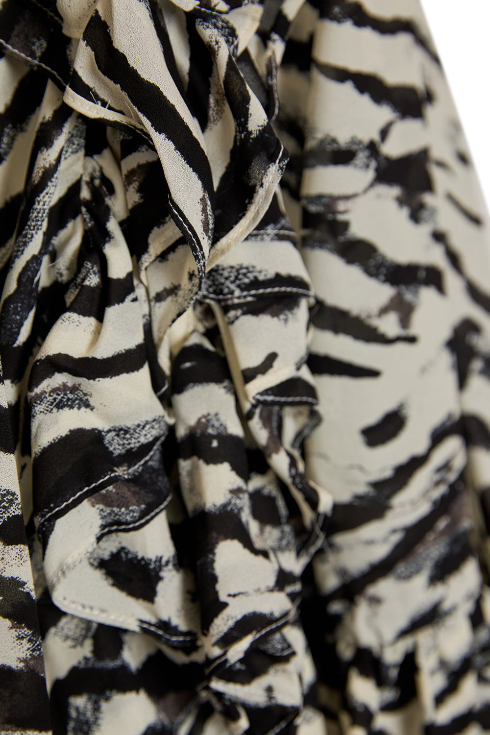 Exquise-Uzun Kollu Fırfır Detaylı Zebra Desen Dokuma Mini Elbise-ELBİSE-3-Milagron.com