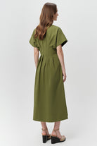 V Yaka Bağcık Detaylı Bele Oturan Cepli Regular Midi Haki Elbise