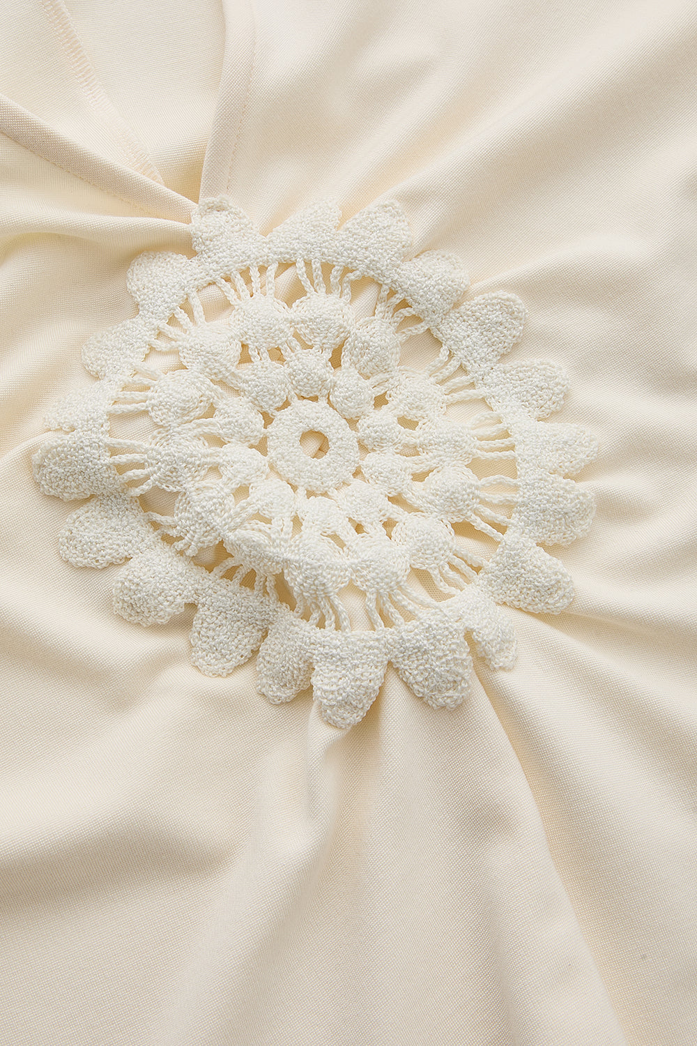 V Yaka Kolsuz Dantelli Slim Fit Örme Ekru Bluz