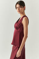 Exquise-V Yaka Slim Fit Saten Görünümlü Vişne Bluz-BLUZ-3-Milagron.com