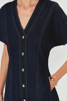 Exquise-V Yaka Yarasa Kol önden Düğmeli Regular Fit Midi Boy Elbise-ELBİSE-5-Milagron.com