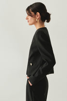 Exquise-Vatkalı Gold Düğmeli Uzun Kollu Kısa Regular Siyah Ceket-CEKET-2-Milagron.com