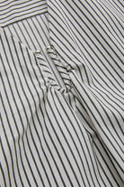 Exquise-Yakası Toka Detaylı Pileli Rahat Kesim Çizgili Pamuklu Elbise-Elbise-7-Milagron.com