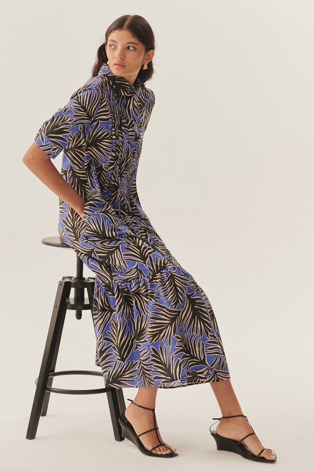 Exquise-Yaprak Desenli Pamuklu Regular Midi Gömlek Elbise-ELBİSE-5-Milagron.com