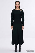 Yarasa Kol Aplikeli Slim Fit Triko Siyah Elbise