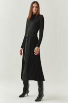 Exquise-Yırtmaçlı Detaylı Regular Piliseli Denim Garnili Midi Siyah Etek-ETEK-3-Milagron.com