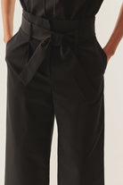 Exquise-Yüksek Bel Kuşaklı Bol Kesim Pamuklu Siyah Pantolon-Pantolon-4-Milagron.com