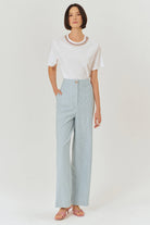 Exquise-Yüksel Bel Düz Kesim Parlak Kumaş Detaylı Mavi Pantolon-PANTOLON-2-Milagron.com