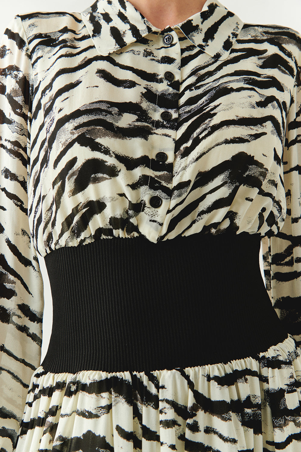 Exquise-Zebra Desenli Beli Ribanalı Regular Astarlı Midi Siyah Kemik Elbise-ELBİSE-4-Milagron.com