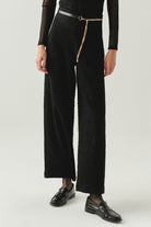 Exquise-Zincir Kemerli Regular Dokuma Siyah Pantolon-PANTOLON-5-Milagron.com