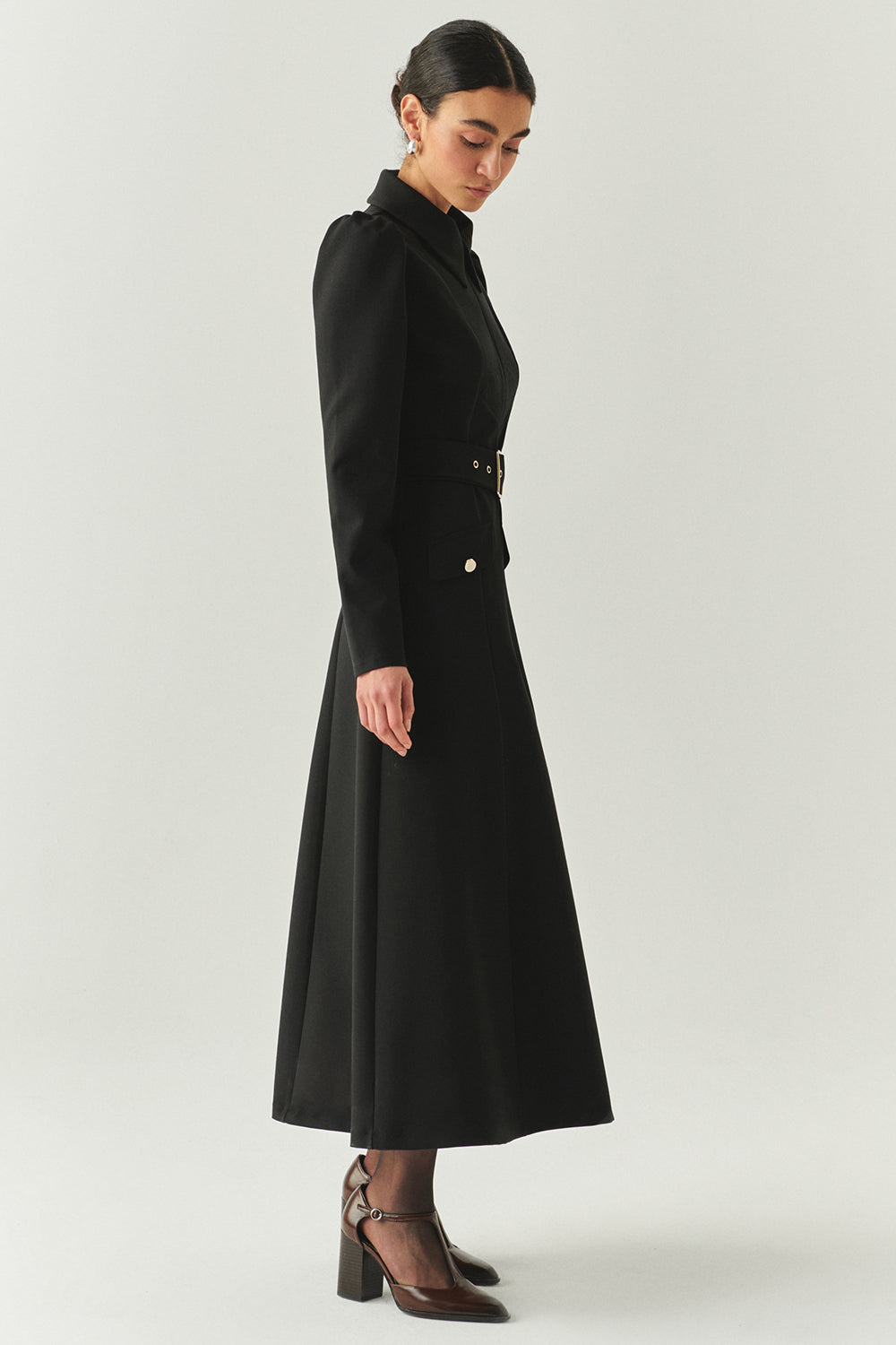 Exquise-Önden Fermuarlı Kemerli Uzun Kol Slim Fit Siyah Midi Elbise-ELBİSE-4-Milagron.com