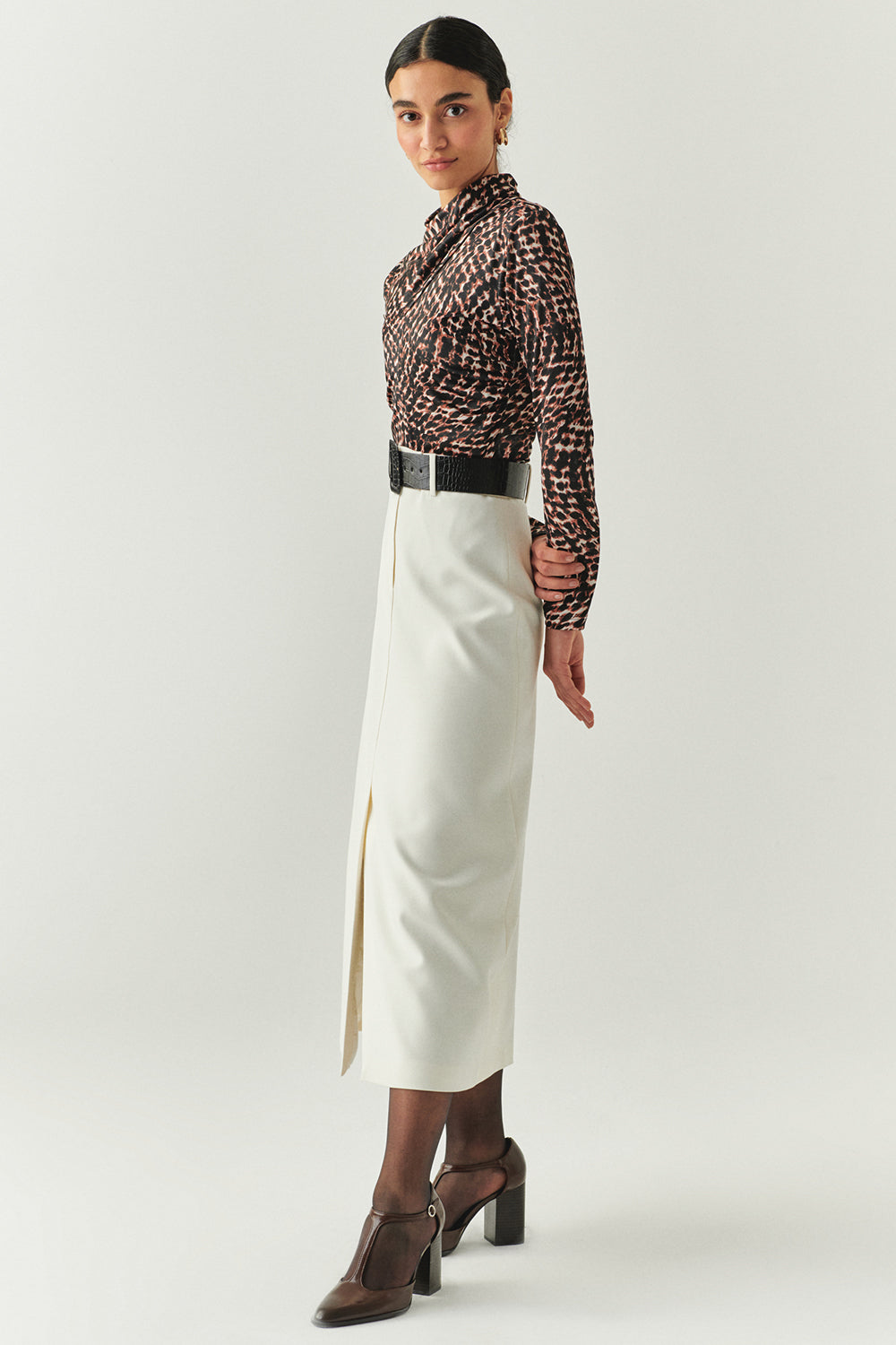 Exquise-önü Yırtmaçlı Kemerli Astarlı Regular Krem Midi Etek-ETEK-3-Milagron.com