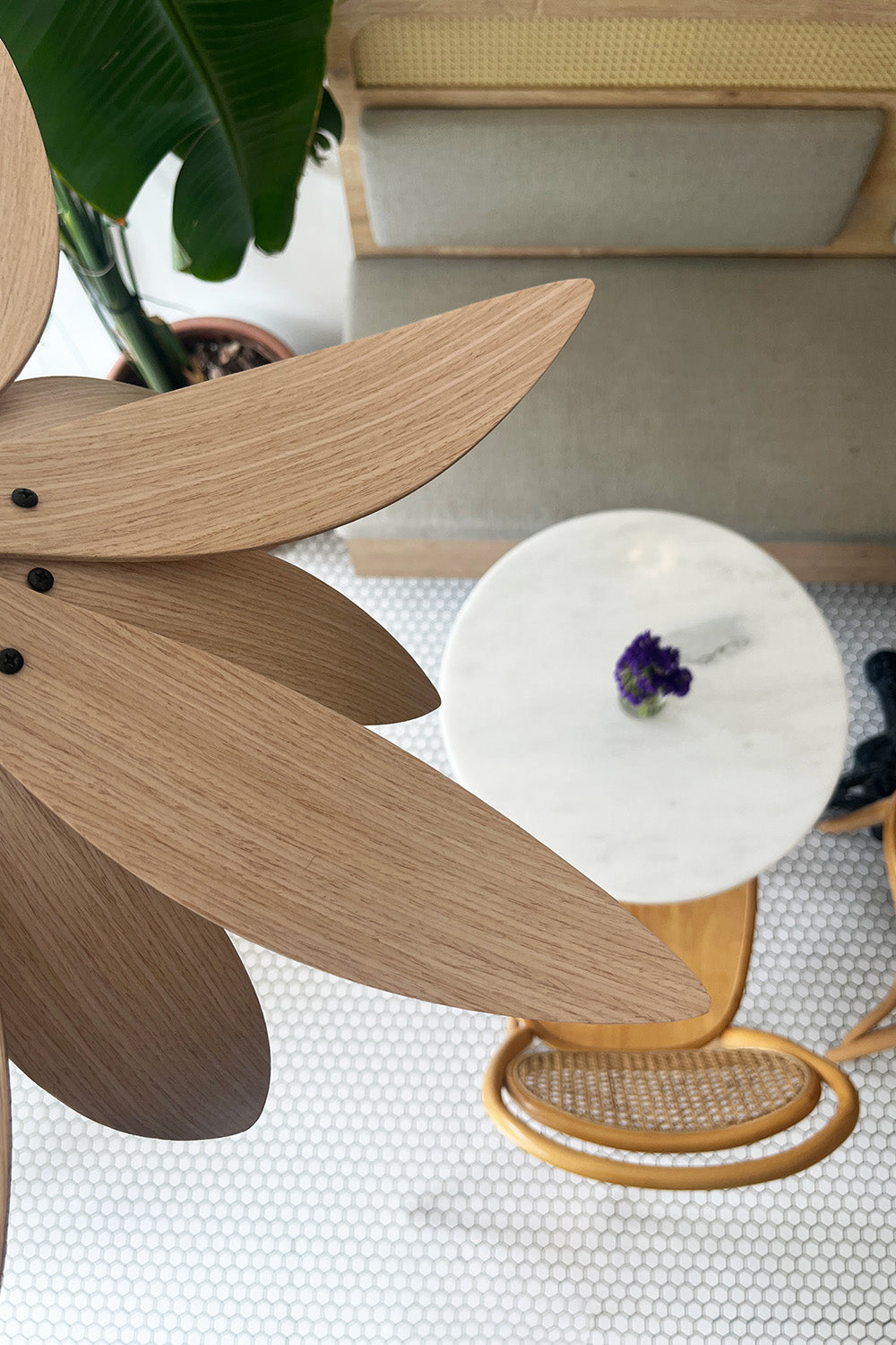 Fagus Wood-Lotus Avize – Ahşap Modern Ve Minimal Tasarım Avize, İskandinav Salon Ve Oturma Odası Aydınlatması (Açık Meşe)-Avize-3-Milagron.com