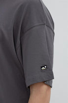 Fifty Pieces-Erkek Antrasit Düşük Omuzlu T Shirt Fifty Pieces-T-shirt-4-Milagron.com