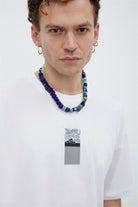 Fifty Pieces-Beyaz Sırt Baskılı Düşük Omuzlu T-Shirt-T-shirts-2-Milagron.com