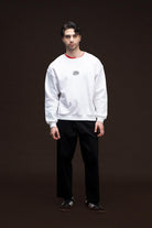 Erkek Beyaz Düşük Omuzlu Sırt Baskılı Sweatshirt