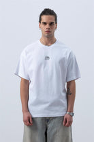 Erkek Beyaz Düşük Omuzlu T-Shirt