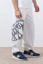 Erkek Beyaz Loose Fit Jogger Pantolon