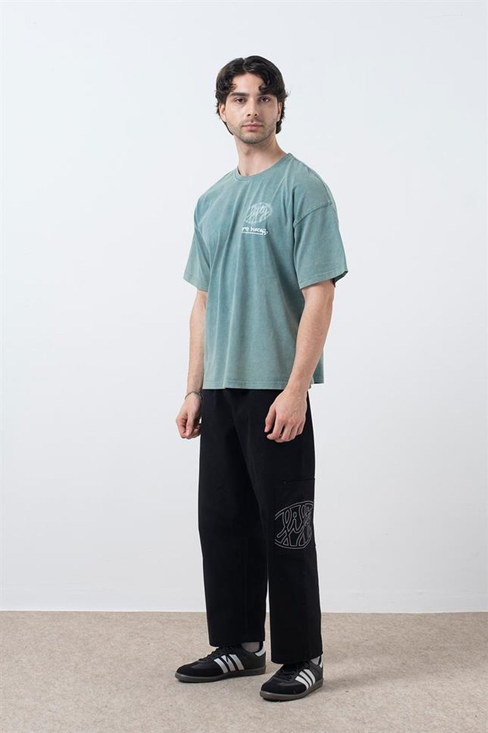 Erkek Yeşil Düşük Omuzlu Asit Yıkamalı T-Shirt