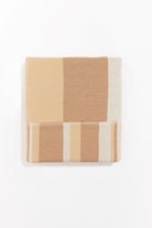 FineGrid-HUES NR.2 Yatak Örtüsü-Yatak Örtüsü-1-Milagron.com