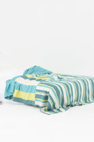 FineGrid-HUES NR.4 Yatak Örtüsü-Yatak Örtüsü-1-Milagron.com