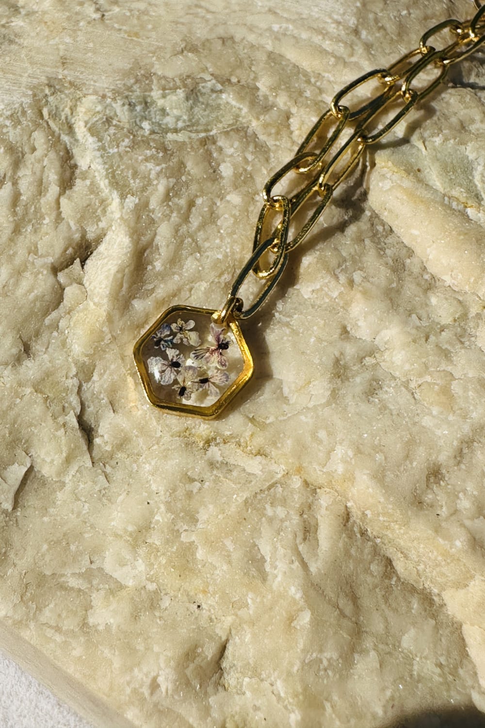 Fiorel Design-Golden Garden Lil Hexagon - Lilac-Kolye-3-Milagron.com