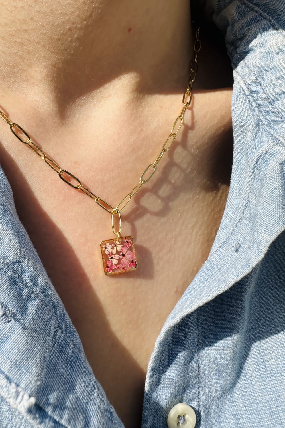 Fiorel Design-Golden Garden Lil Square - Pink-Kolye-2-Milagron.com