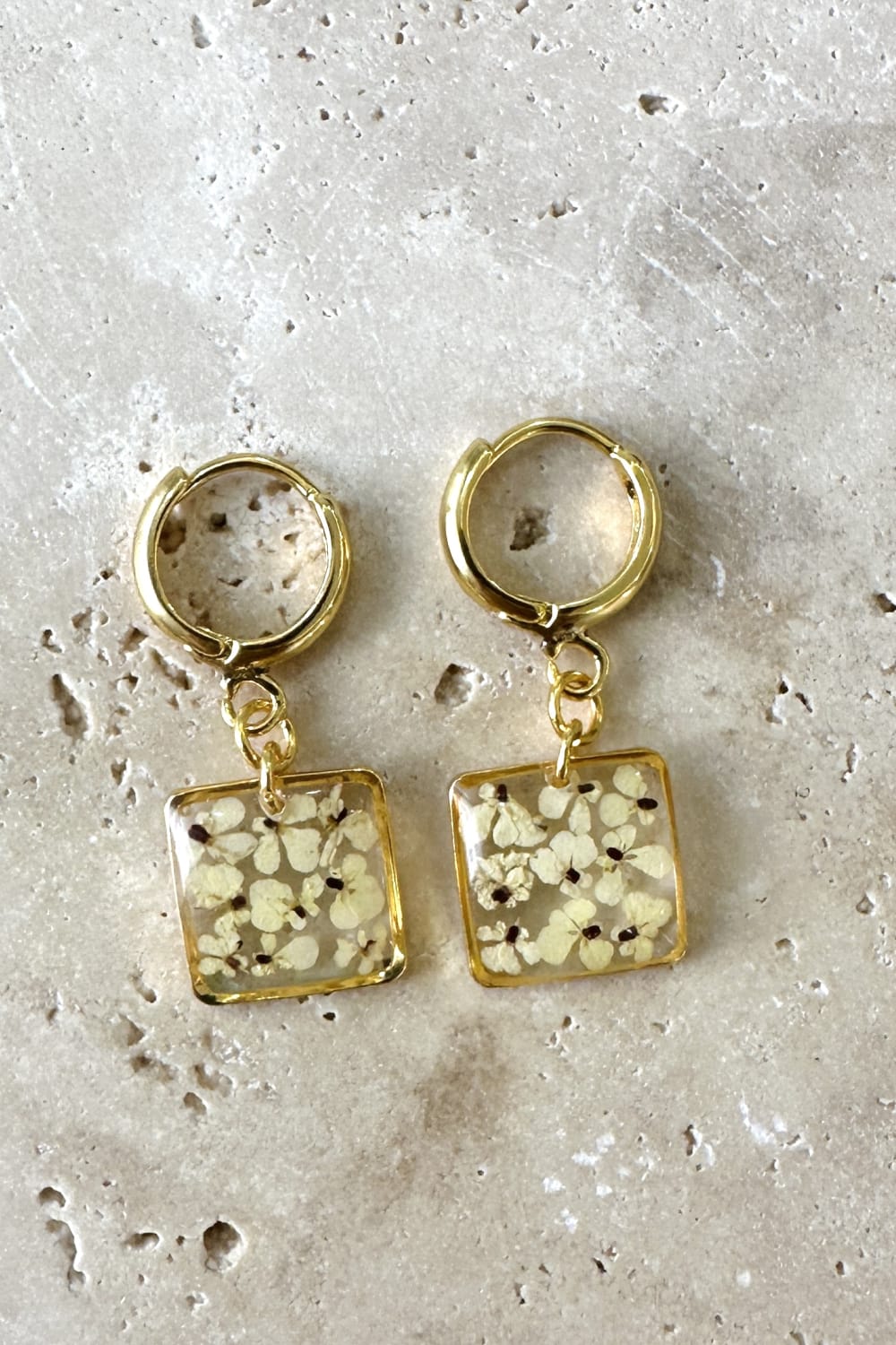 Fiorel Design-Teeny Weeny Drop Square - White-Küpe-1-Milagron.com