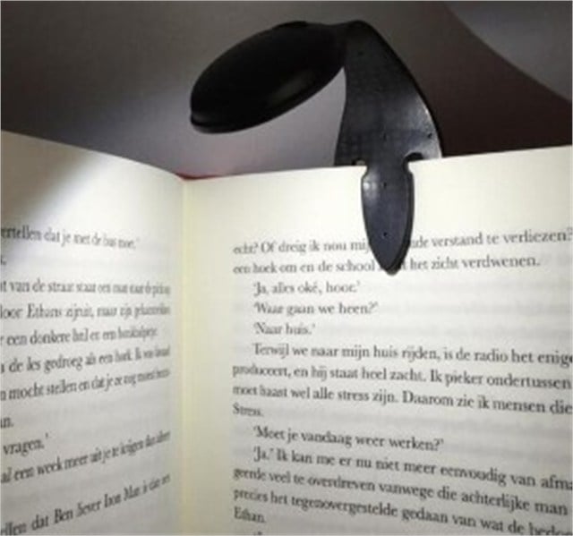 Flexilight-Black - Esnek Okuma Lambası Siyah-Kitap Okuma Lambası-2-Milagron.com