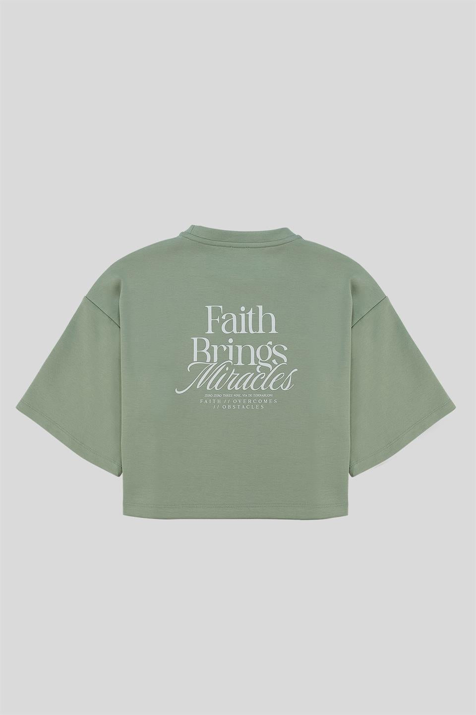 Arka Baskı Detaylı Kadın Crop T-Shirt