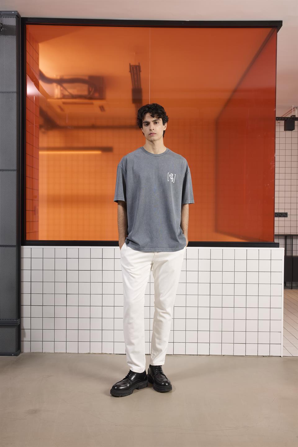 Bisiklet Yaka Arkası Enjeksiyon Baskı %100 Pamuk Oversize Erkek T-Shirt