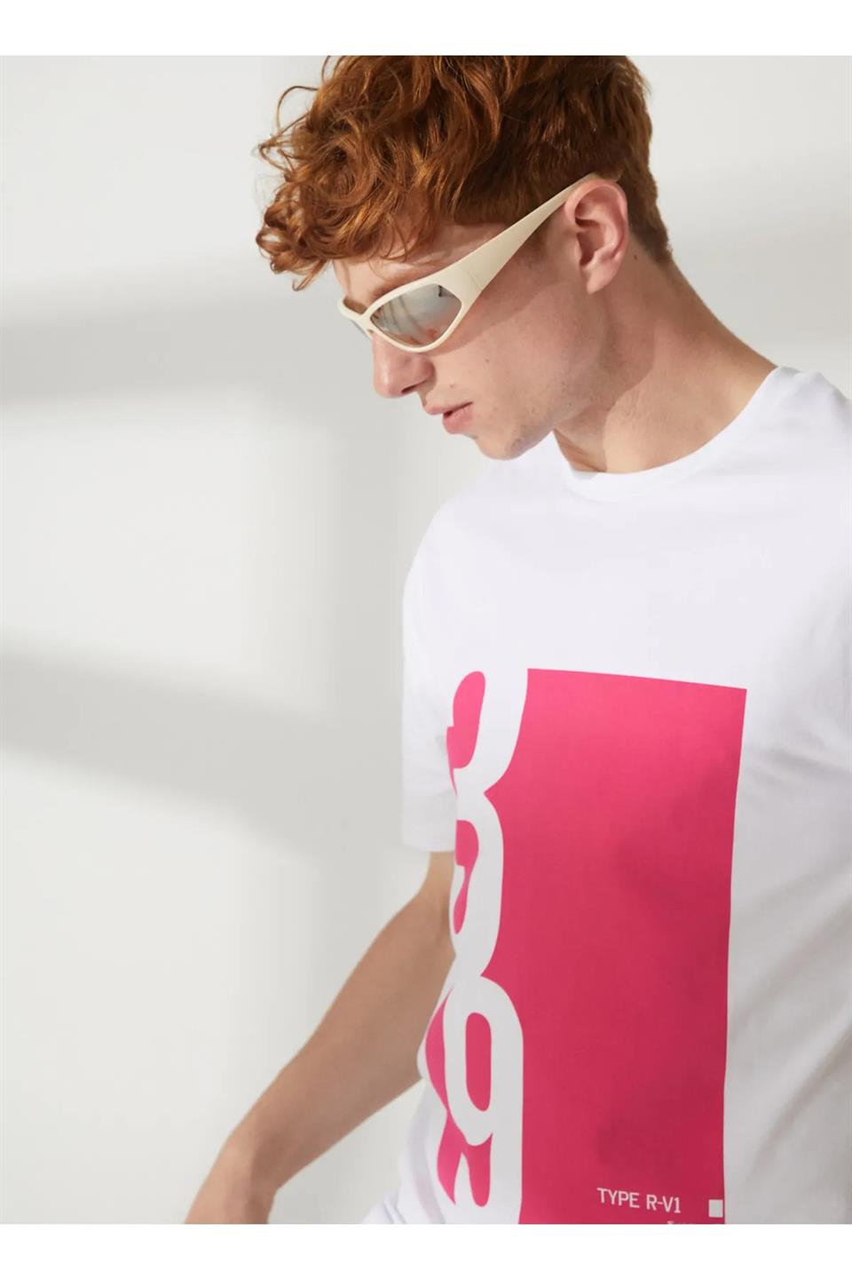 Bisiklet Yaka Baskılı Slim Fit Erkek T-Shirt