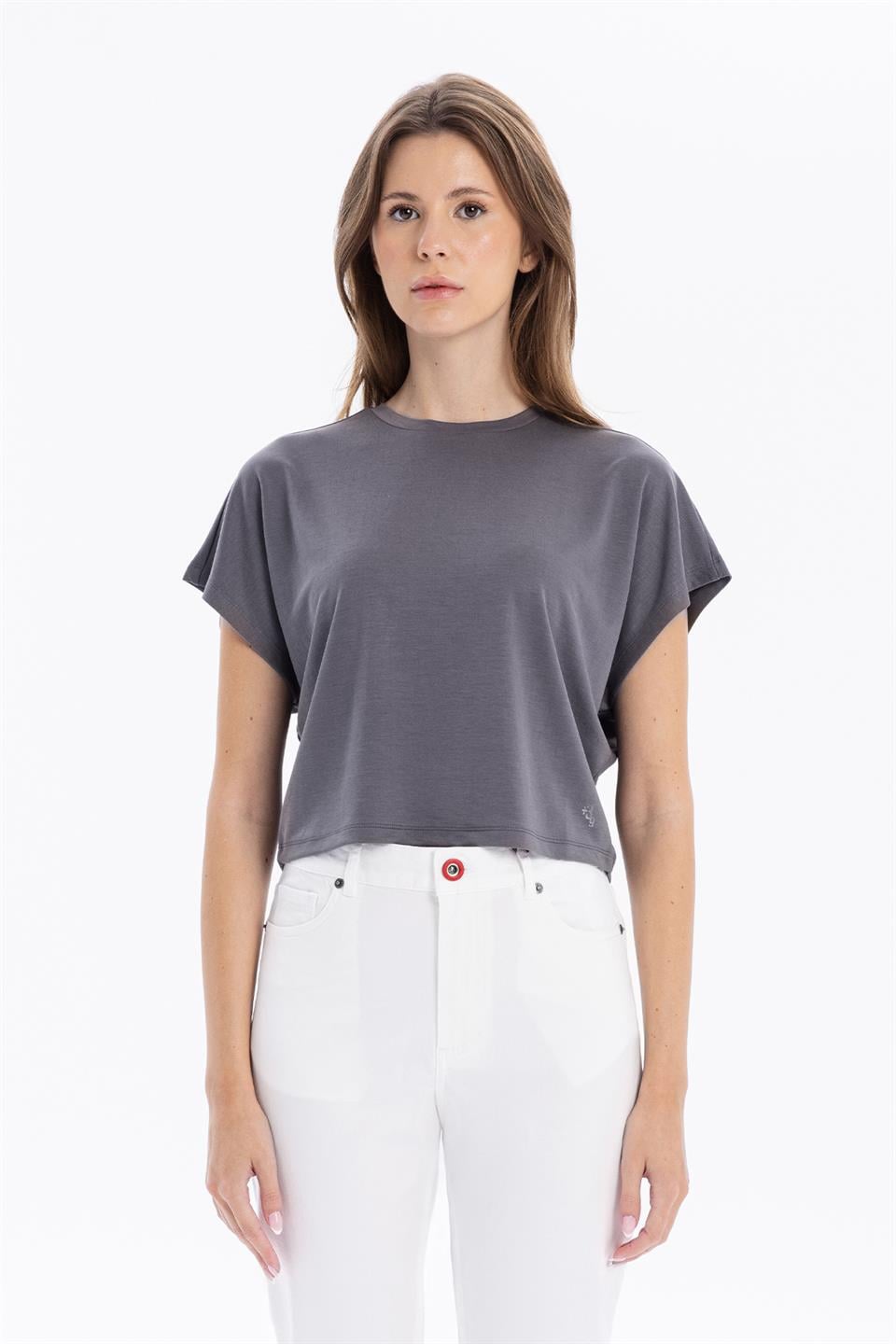 Bisiklet Yaka Çizgi Detaylı Oversize Yarasa Kol Kadın T-Shirt