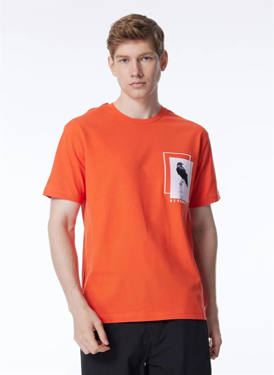 Bisiklet Yaka Göğsü Baskılı %100 Pamuk Oversize Erkek T-Shirt