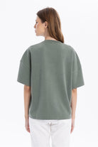 Bisiklet Yaka Oversize Emboss Baskılı Kadın T-Shirt