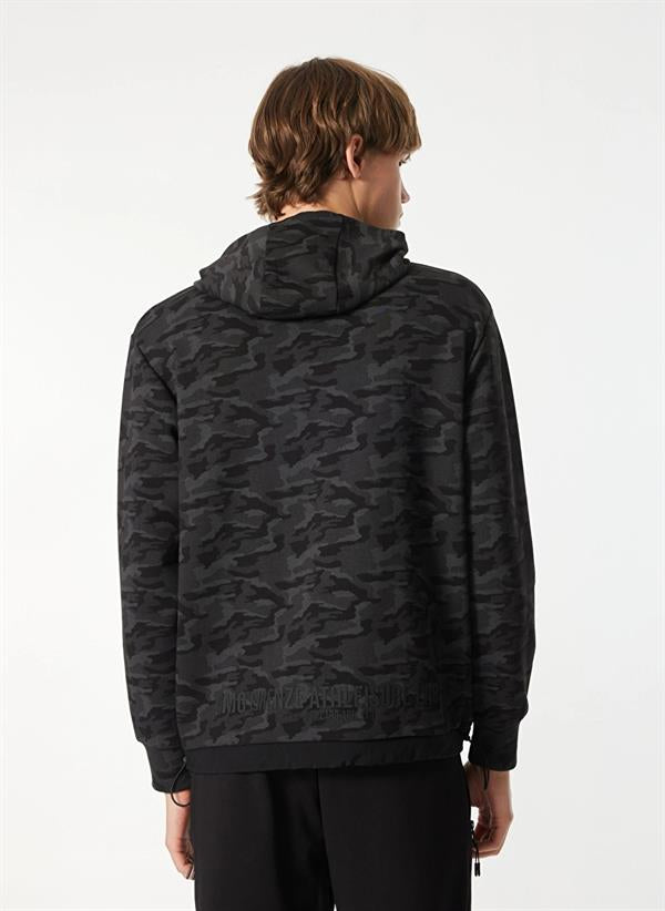 Kapişonlu Göğsü Fermuar Ve Garni Detaylı Kamuflaj Sweatshirt