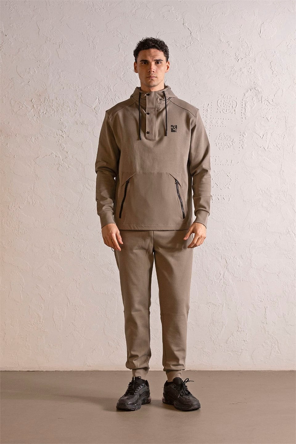 GMG Firenze-Kapüşonlu Çıtçıt Ve Fermuar Detaylı Kanguru Cepli Erkek Sweatshirt-Winter'26-1-Milagron.com