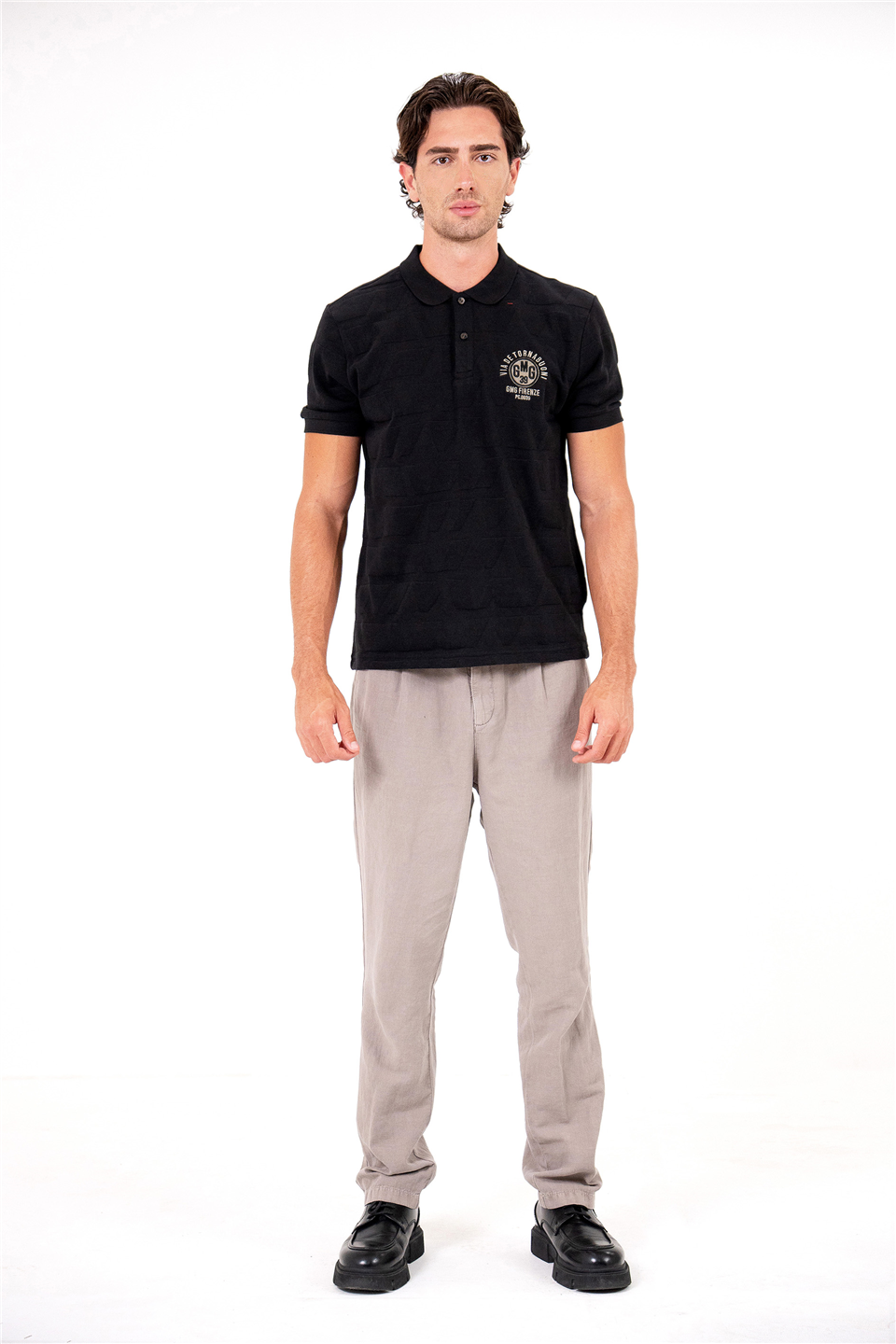 Polo Yaka Sol Göğsü Arma Detaylı Jakarlı Erkek T-Shirt