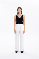 GMG Firenze-V Yaka Slim Fit İnce Askılı Triko Kadın Atlet-Summer'25-9-Milagron.com
