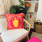 Antik Testi Desenli Kırlent - Özel Tasarım Kadife Yastık Kılıfı