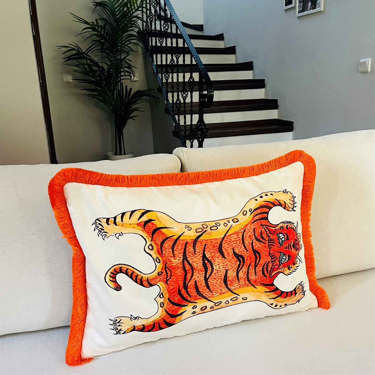 Dekoratif Chinoiserie Kaplan Desenli Kırlent - Özel Tasarım Kadife Yastık Kılıfı