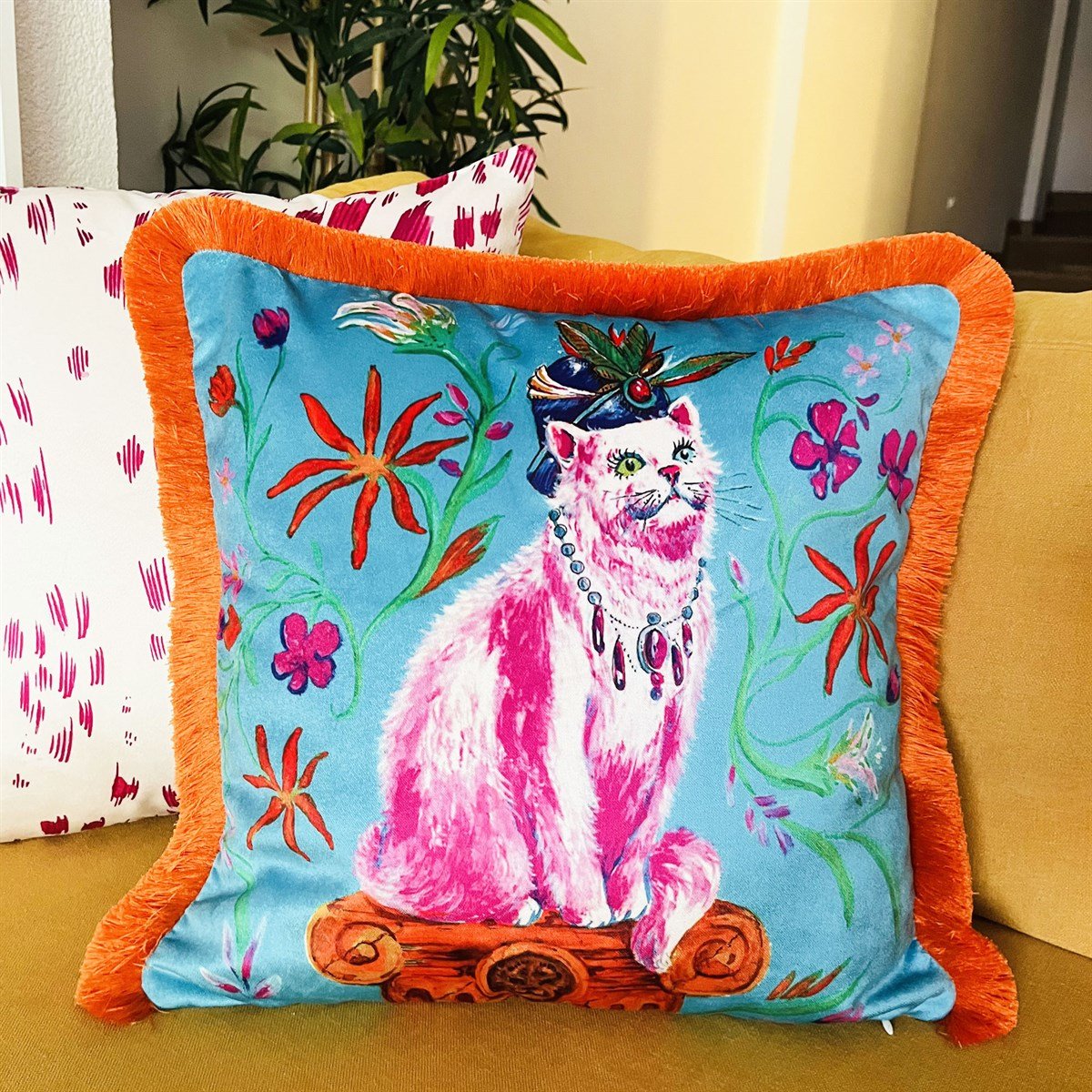 Dekoratif Van Kedisi Desenli Yeşil Kadife Kırlent Kılıfı ( 45 x 45 )