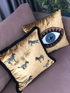 Dekoratif Zebra Desenli Gold Kadife Kırlent Kılıfı