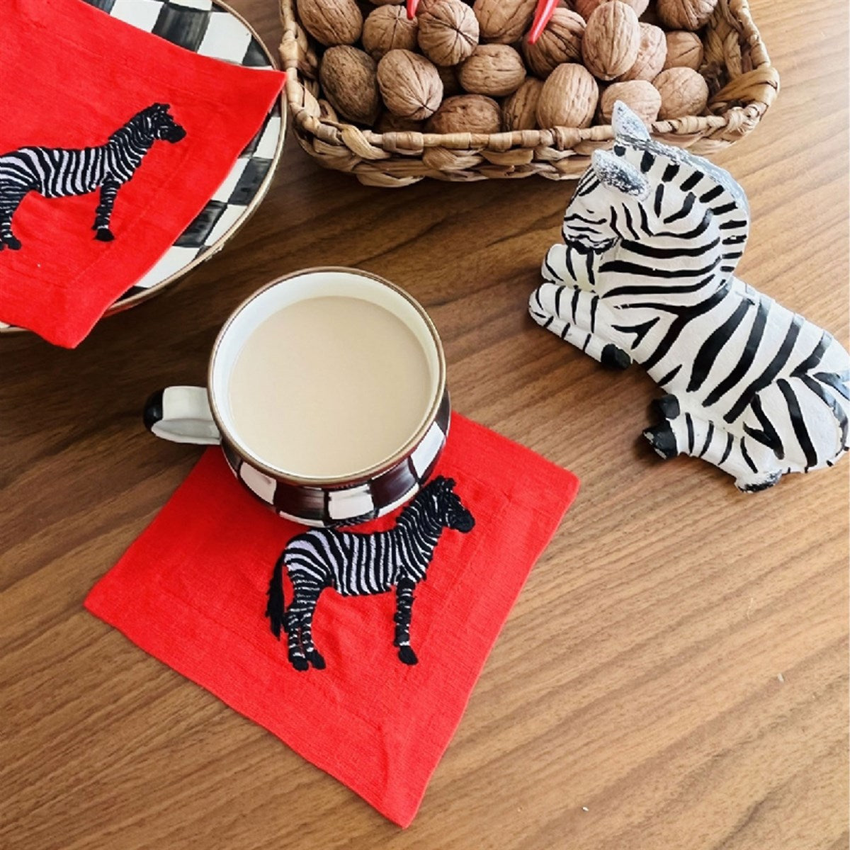 Dekoratif Zebra Desenli Kırmızı Keten Kokteyl Peçete - 2 Adet