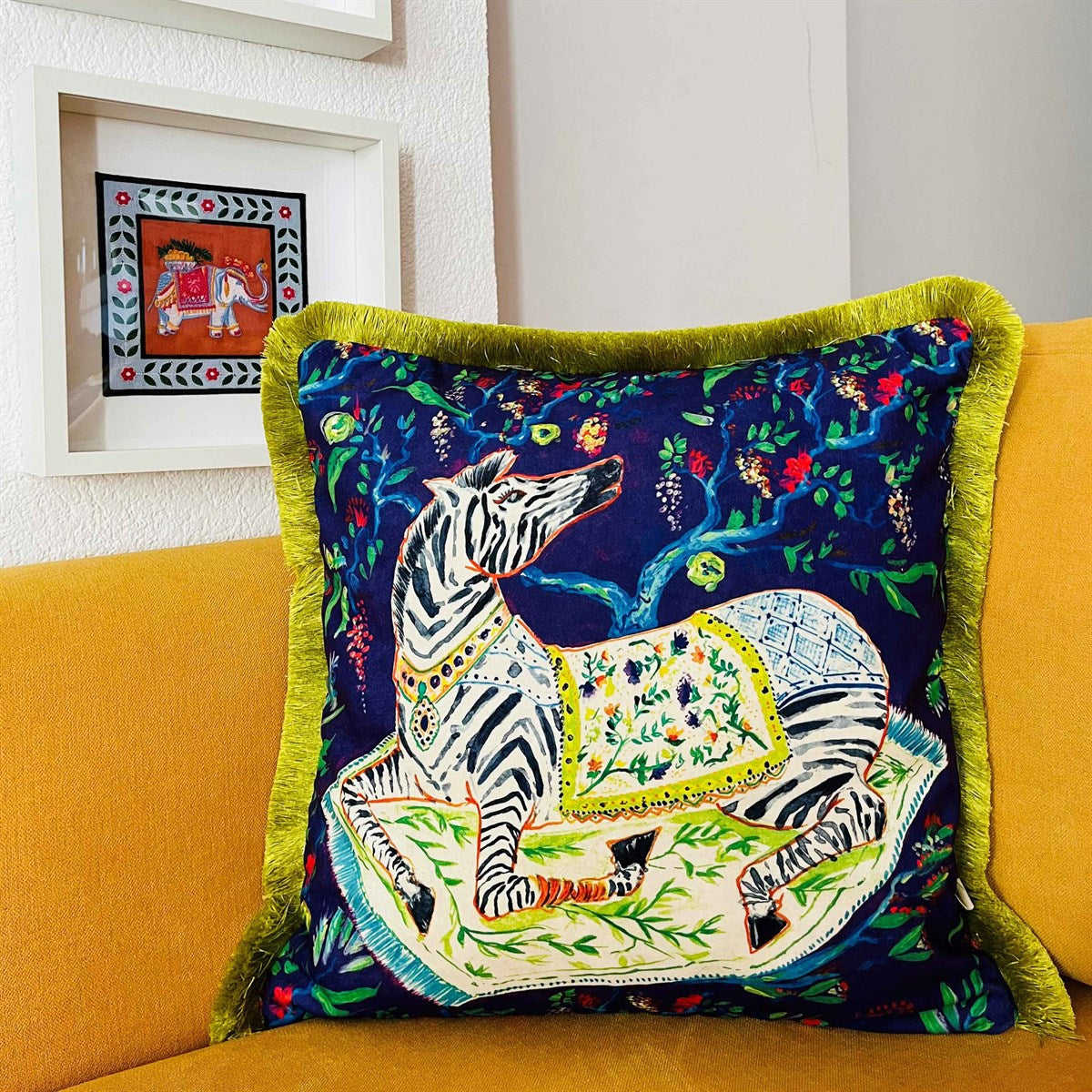 Dekoratif Zebra Desenli Kadife Kırlent Kılıfı ( 45 cm x 45 cm )