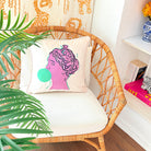 Pop Art Venüs Desenli Kadife Yastık Kılıfı – 50x50 cm – Modern Dekoratif Kırlent Kılıfı