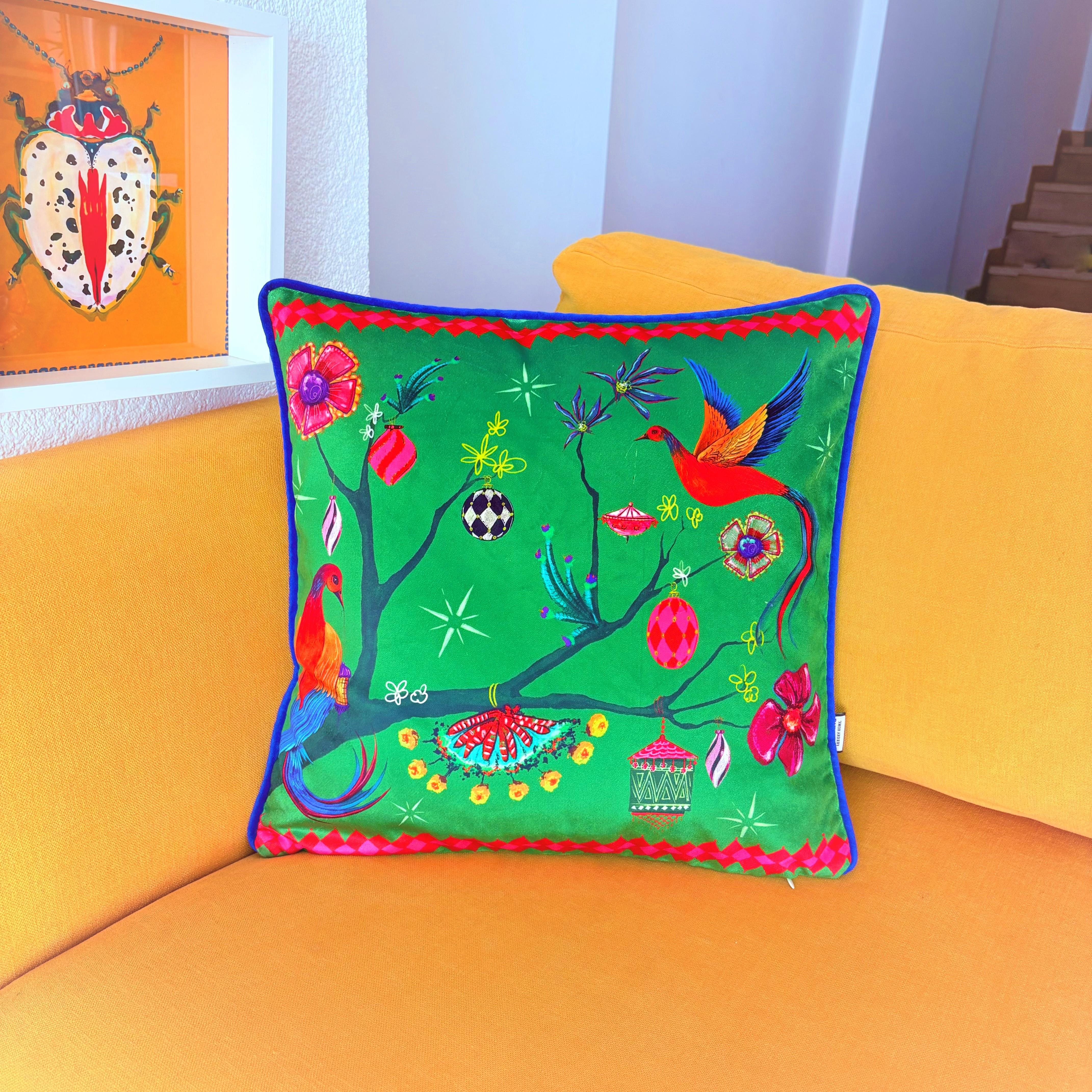 Yılbaşı Temalı Yeşil Kadife Kırlent Kılıfı 45 x 45