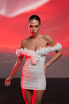 Gira Official-Beyaz Çiçek Detaylı Düşük Omuz Mini Elbise-Elbise-5-Milagron.com