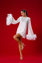 Gira Official-Beyaz Payetli Geniş Kollu Tüy Detaylı Elbise-Elbise-1-Milagron.com