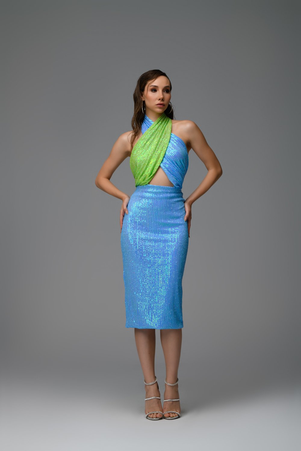 Gira Official-Mavi Yeşil Payetli Çapraz Detaylı Midi Elbise-Elbise-1-Milagron.com